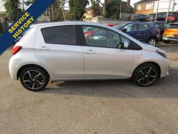 Used Toyota Yaris 2016 for sale - 73081164: Photo