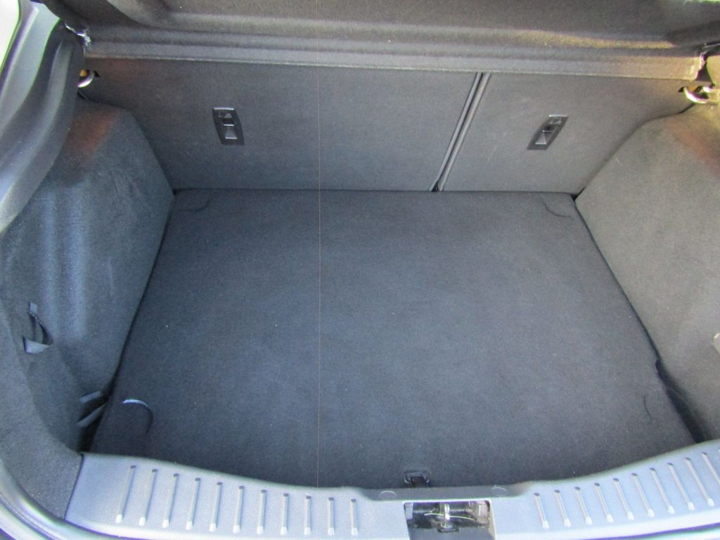 Used Ford Focus 2015 for sale - 76797880: Photo 19