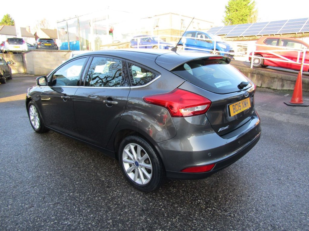 Used Ford Focus 2015 for sale - 76797880: Photo 9