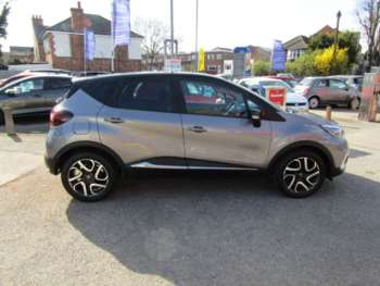 Used Renault Captur 2019 for sale - 74169642: Photo
