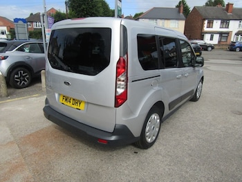 Used Ford Tourneo Connect 2014 for sale - 75487529: Photo