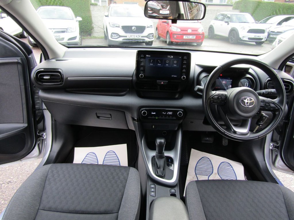 Used Toyota Yaris 2022 for sale - 76323554: Photo 19