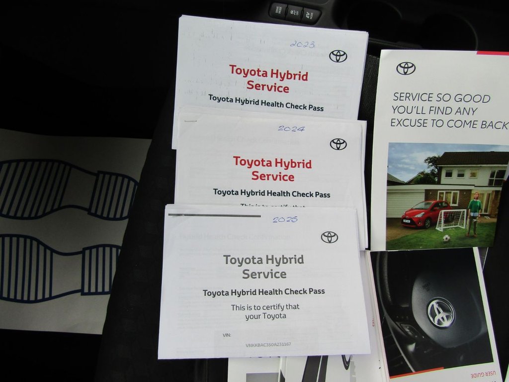 Used Toyota Yaris 2022 for sale - 76323554: Photo 20