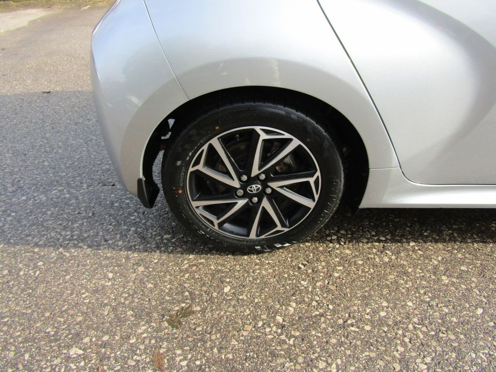 Used Toyota Yaris 2022 for sale - 76323554: Photo 37