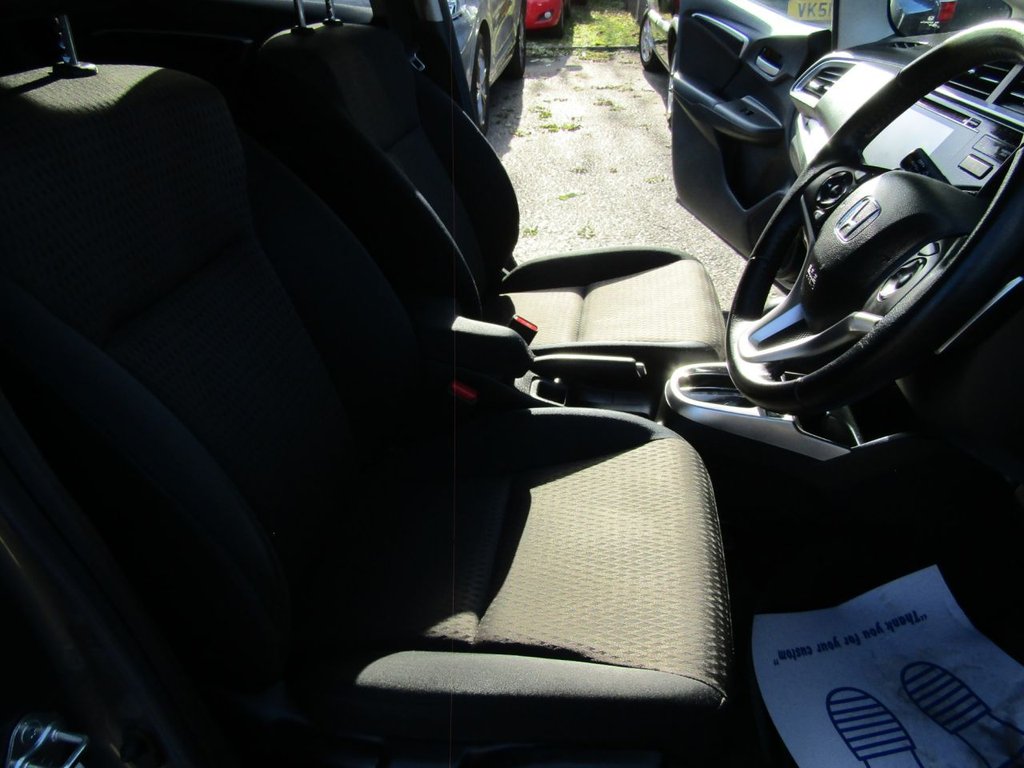 Used Honda Jazz 2018 for sale - 76185431: Photo 15