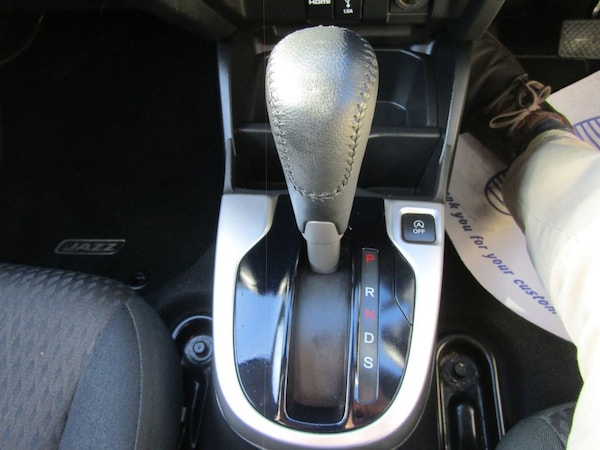 Used Honda Jazz 2018 for sale - 76185431: Photo 30