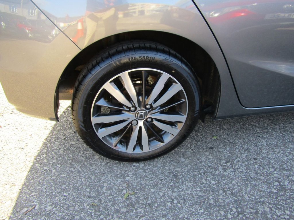 Used Honda Jazz 2018 for sale - 76185431: Photo 37