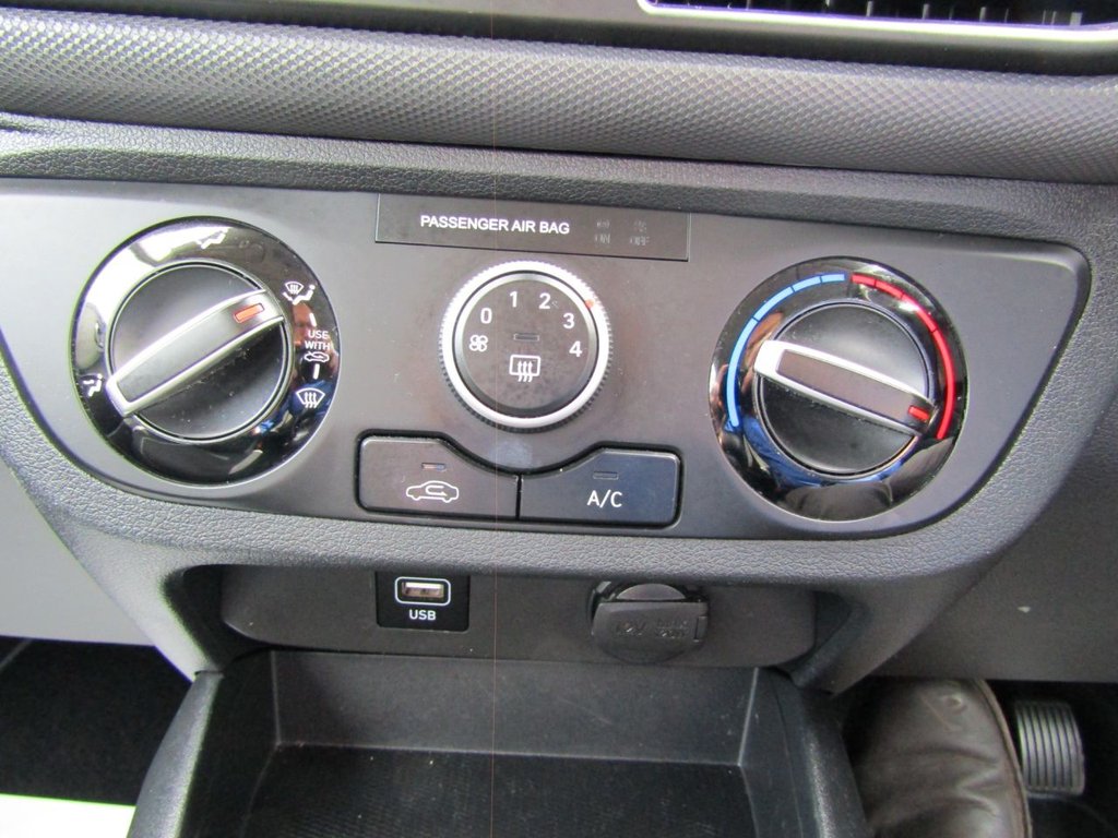 Used Hyundai i10 2022 for sale - 77655256: Photo 31