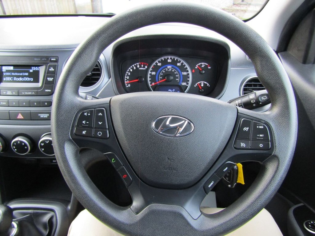 Used Hyundai i10 2018 for sale - 77583754: Photo 25