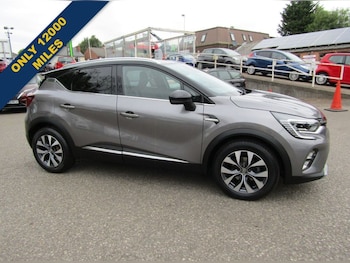 Used Renault Captur 2020 for sale - 79539003: Photo