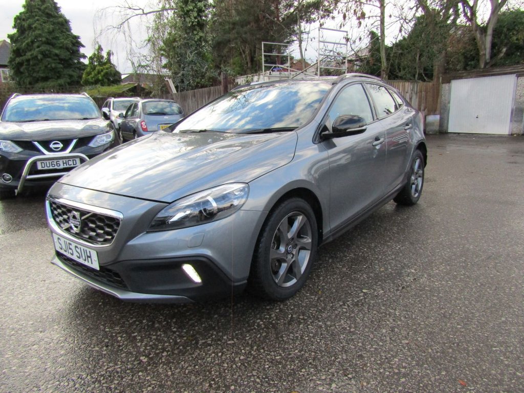 Used Volvo V40 2015 for sale - 76751214: Photo 11
