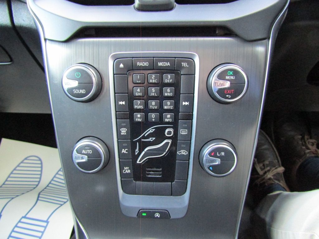 Used Volvo V40 2015 for sale - 76751214: Photo 25