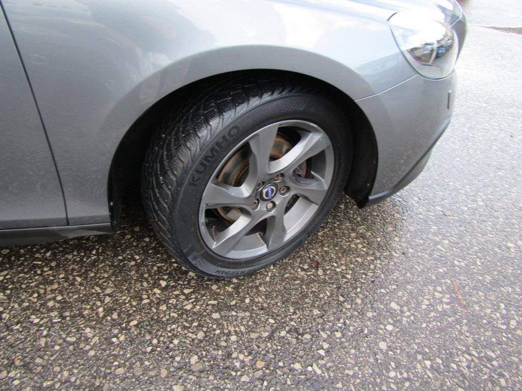 Used Volvo V40 2015 for sale - 76751214: Photo 33