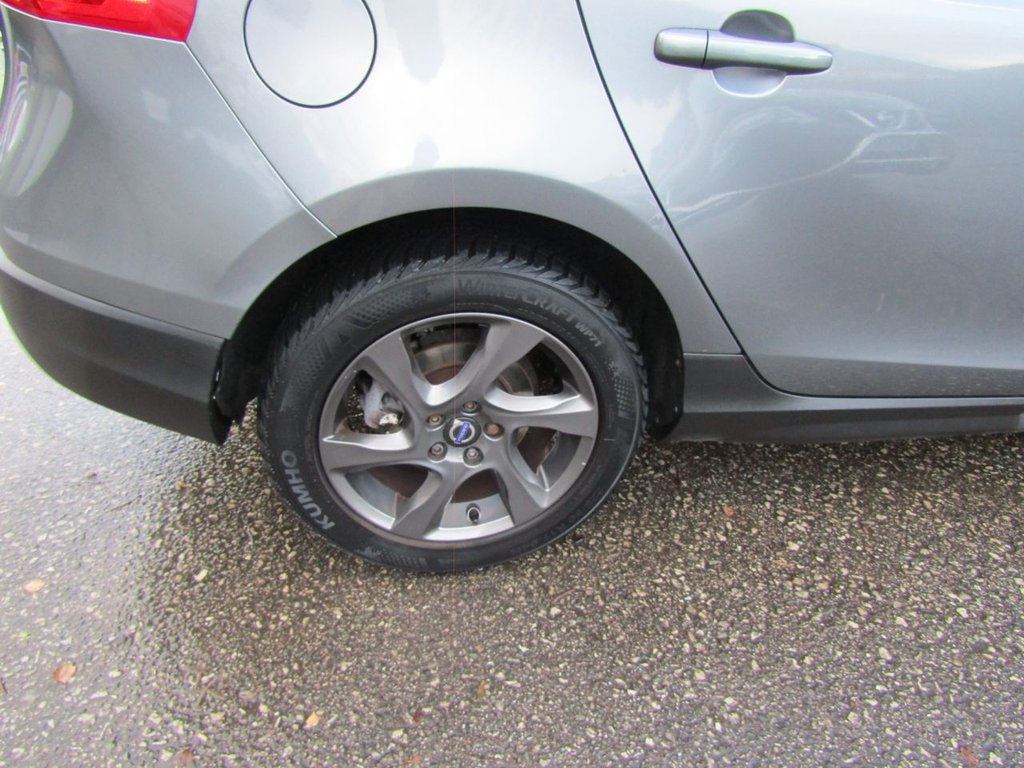 Used Volvo V40 2015 for sale - 76751214: Photo 37