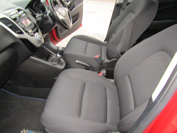 Used Hyundai Ix20 2018 for sale - 76092734: Photo 18