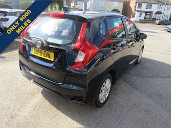 Used Honda Jazz 2019 for sale - 75383880: Photo