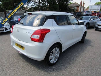 Used Suzuki Swift 2019 for sale - 79142110: Photo