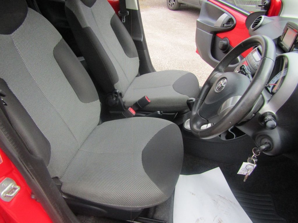 Used Toyota AYGO 2014 for sale - 77734698: Photo 15