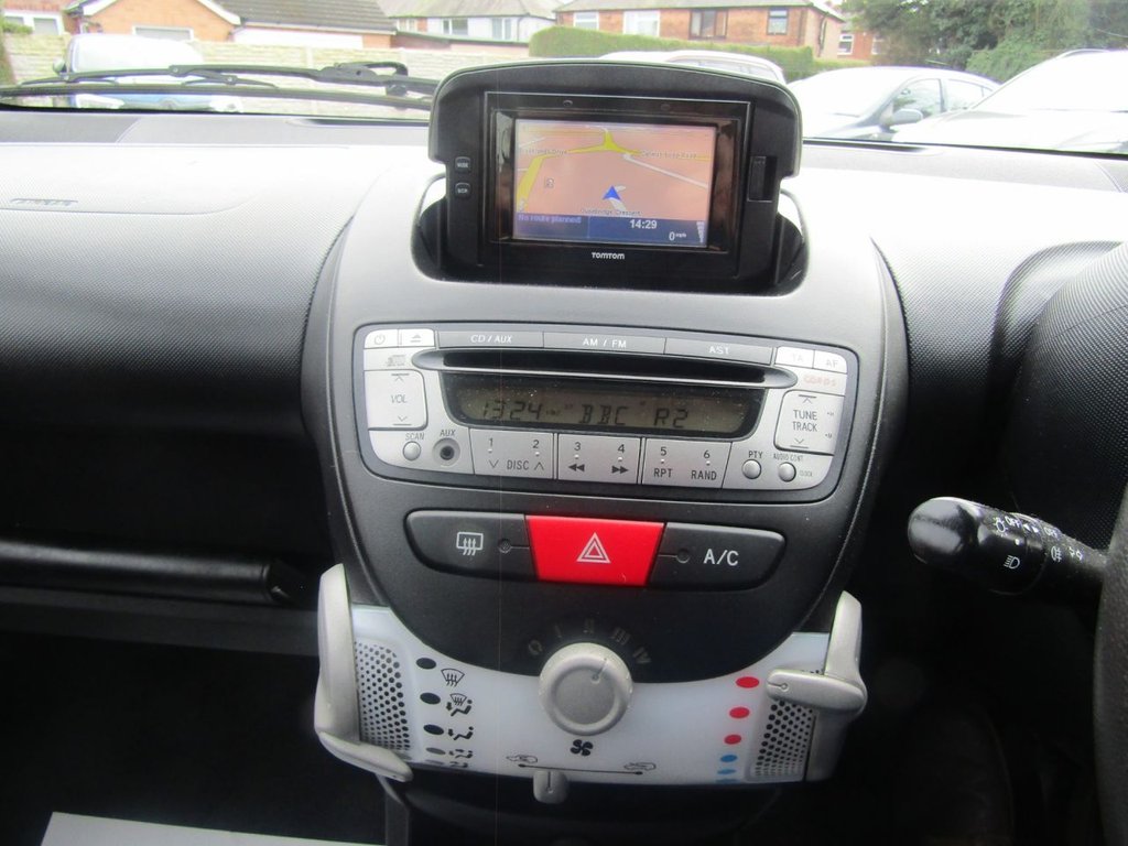 Used Toyota AYGO 2014 for sale - 77734698: Photo 19