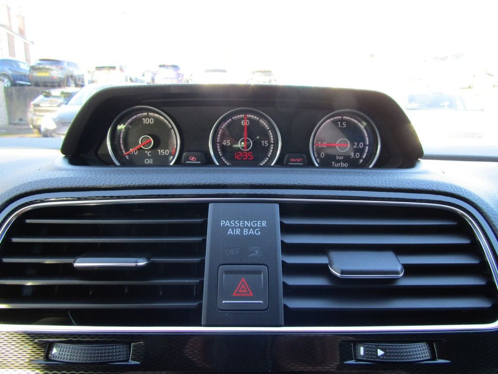 Used Volkswagen Scirocco 2016 for sale - 77161621: Photo 32