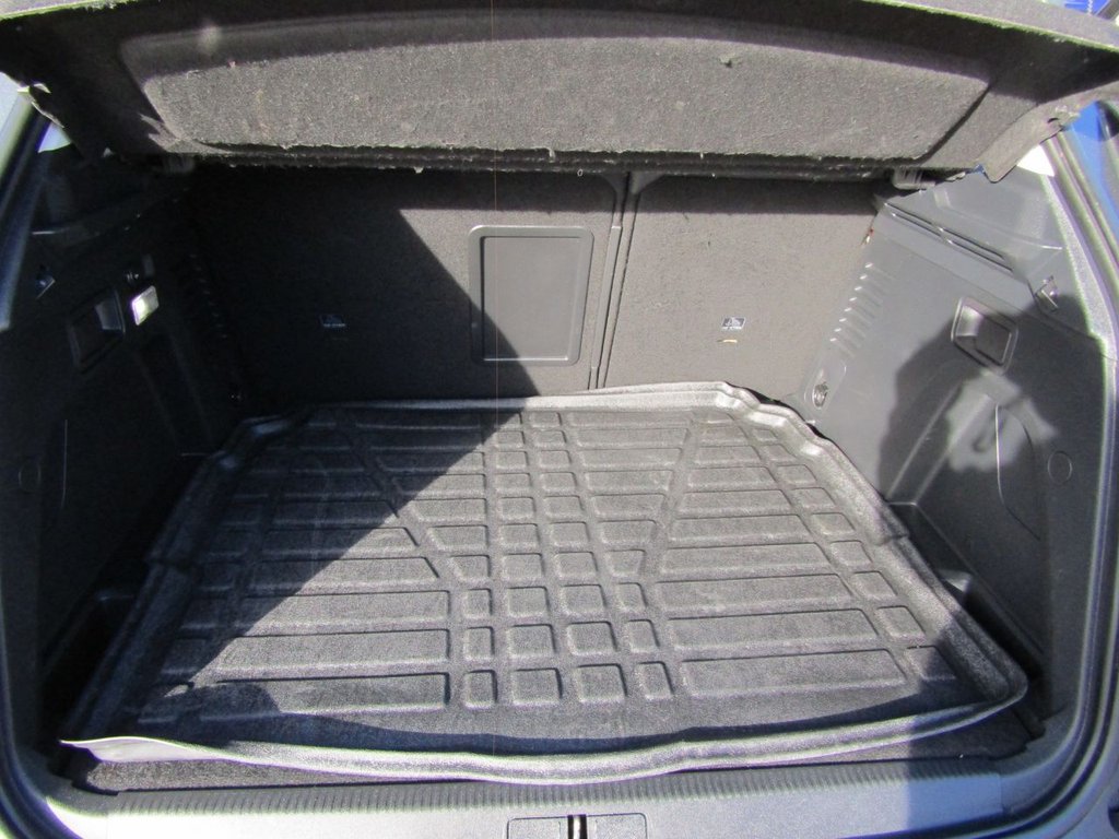 Used Peugeot 3008 2017 for sale - 77313684: Photo 17