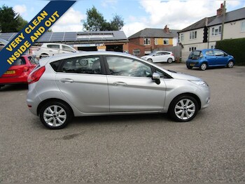 Used Ford Fiesta 2010 for sale - 75911299: Photo