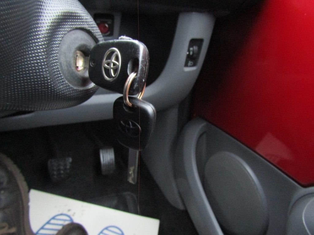 Used Toyota AYGO 2011 for sale - 77437025: Photo 23