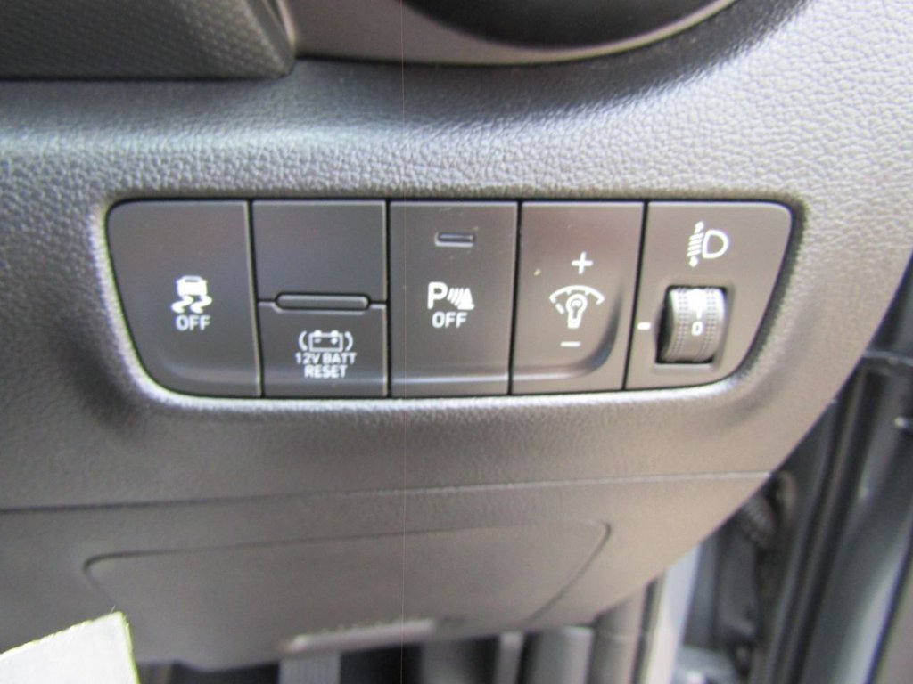 Used Hyundai KONA 2023 for sale - 77667298: Photo 27