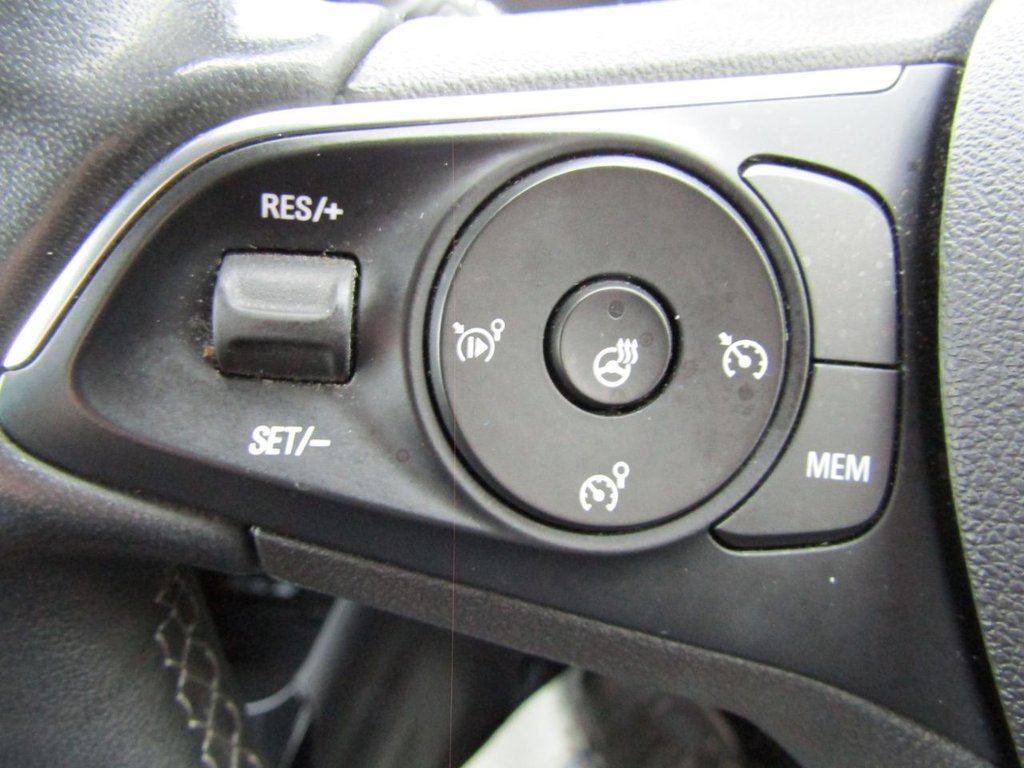 Used Vauxhall Crossland 2021 for sale - 77263370: Photo 30