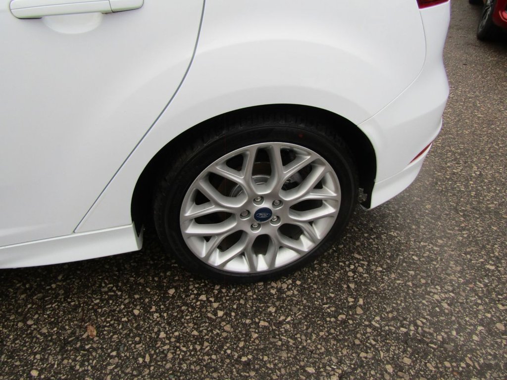 Used Ford Focus 2017 for sale - 76792336: Photo 35