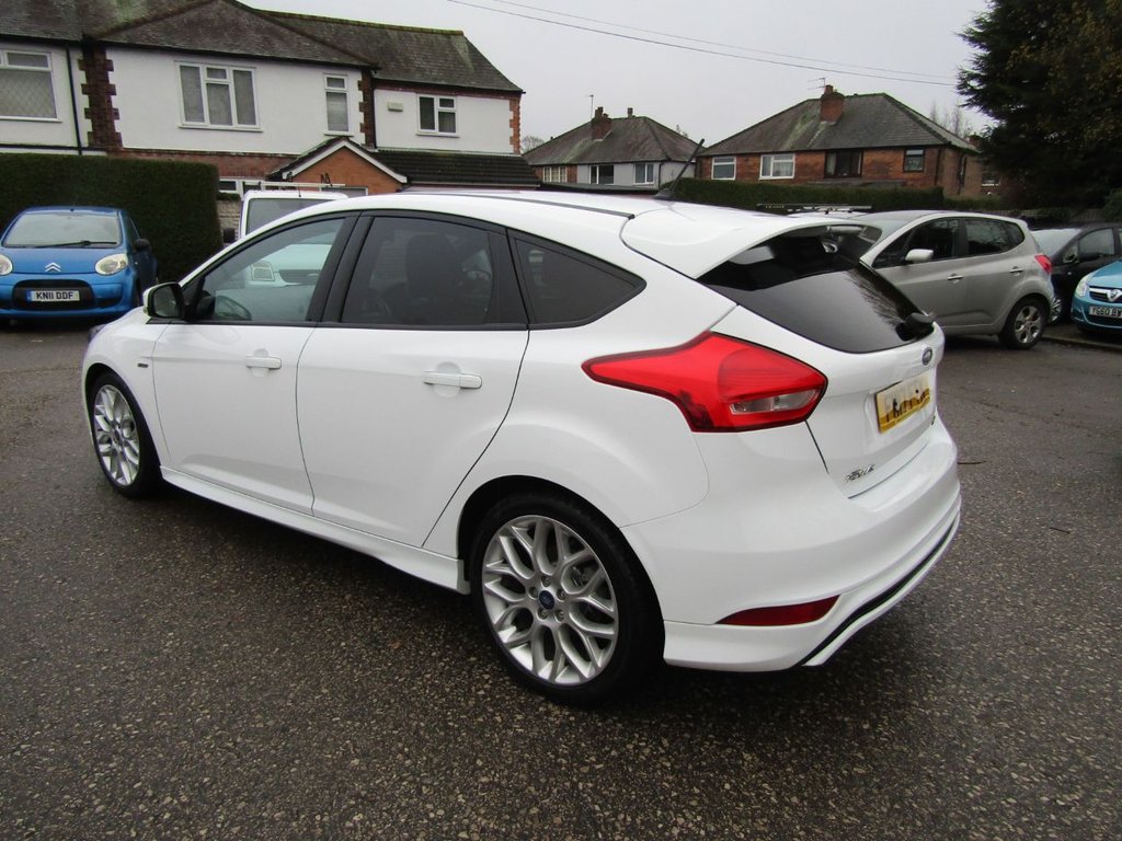 Used Ford Focus 2017 for sale - 76792336: Photo 9