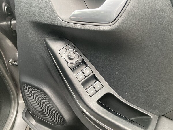 Used Ford Puma 2023 for sale - 75593733: Photo 13