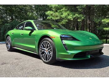 2022 - Performance 4-Door