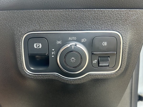 Used Mercedes-Benz GLB 2021 for sale - 75662453: Photo 19