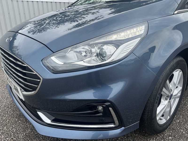 Used Ford Galaxy 2021 for sale - 75877902: Photo 5