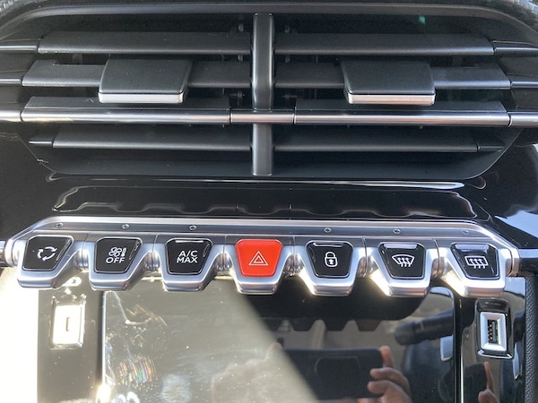 Used Peugeot 208 2022 for sale - 75488593: Photo 19
