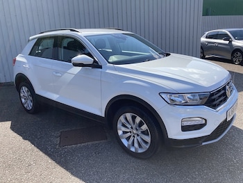 Used Volkswagen T-Roc 2018 for sale - 75398157: Photo
