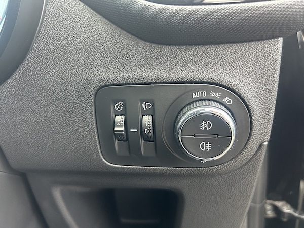 Used Vauxhall Crossland 2021 for sale - 75075316: Photo 16