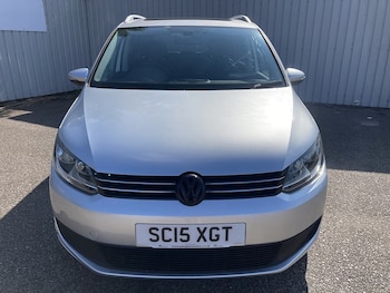 Used Volkswagen Touran 2015 for sale - 75411773: Photo
