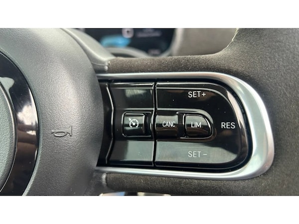 Used Abarth 500 2024 for sale - 76197265: Photo 17