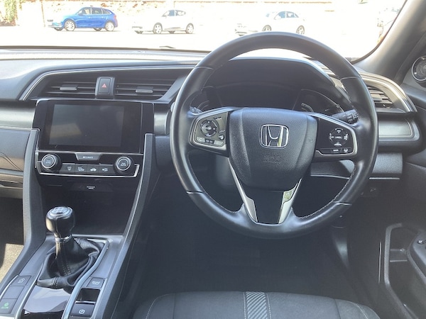 Used Honda Civic 2019 for sale - 74961857: Photo 12