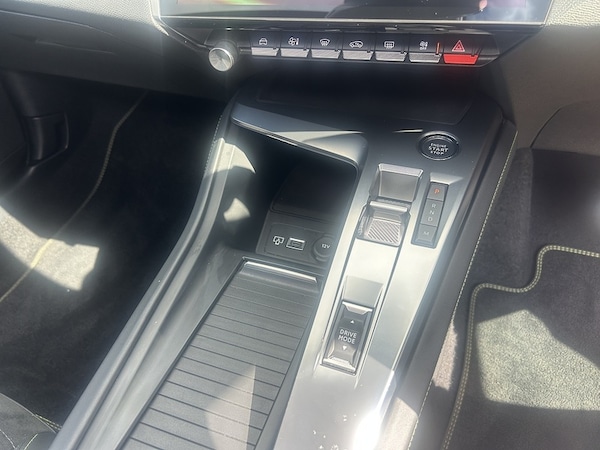 Used Peugeot 408 2023 for sale - 74993932: Photo 16