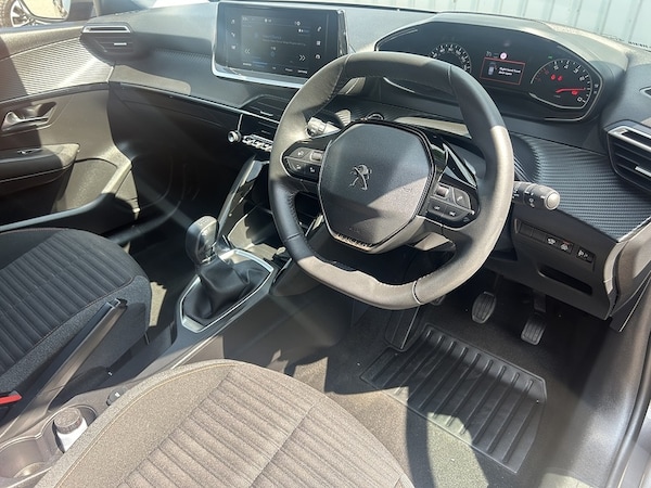Used Peugeot 208 2023 for sale - 74773123: Photo 13