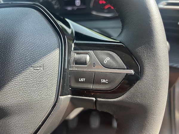 Used Peugeot 208 2023 for sale - 74773123: Photo 23