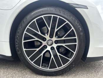 Used Porsche Taycan 2021 for sale - 74871062: Photo