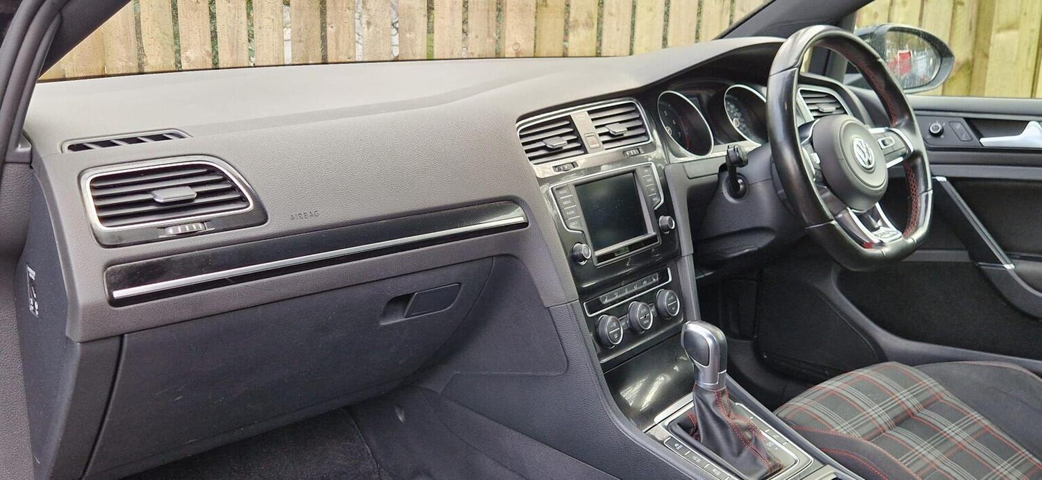 Used Volkswagen Golf 2016 for sale - 78125164: Photo 36