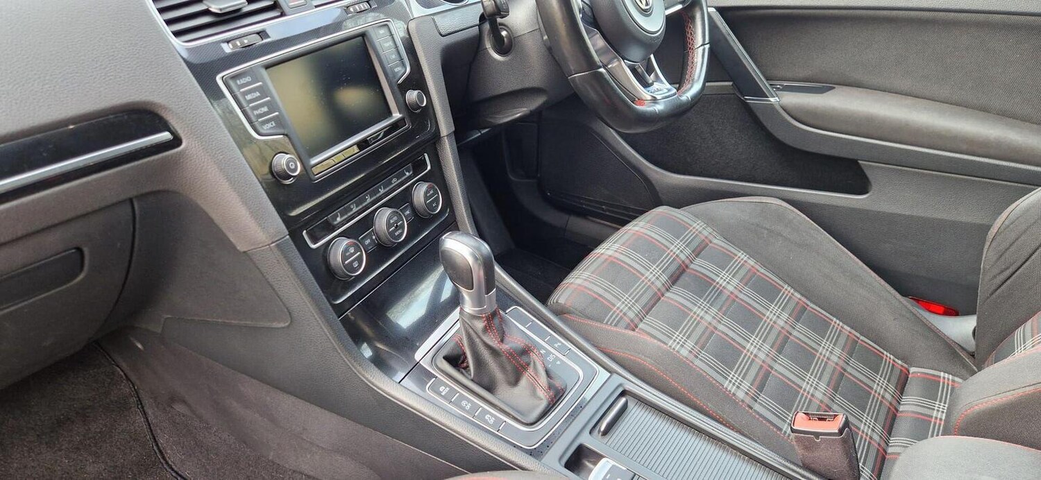 Used Volkswagen Golf 2016 for sale - 78125164: Photo 41