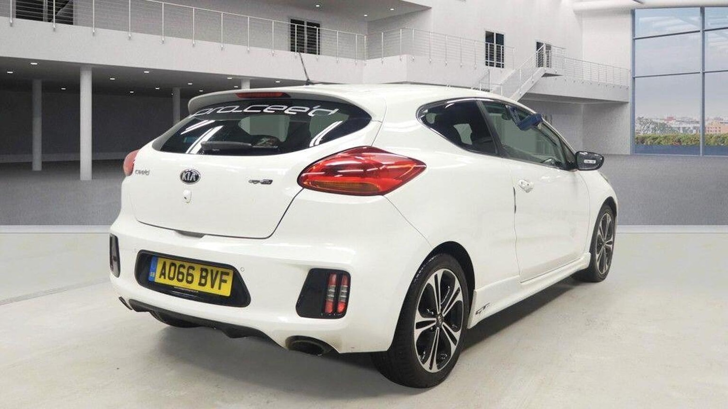 Used Kia Pro Ceed 2016 for sale - 77603360: Photo 5