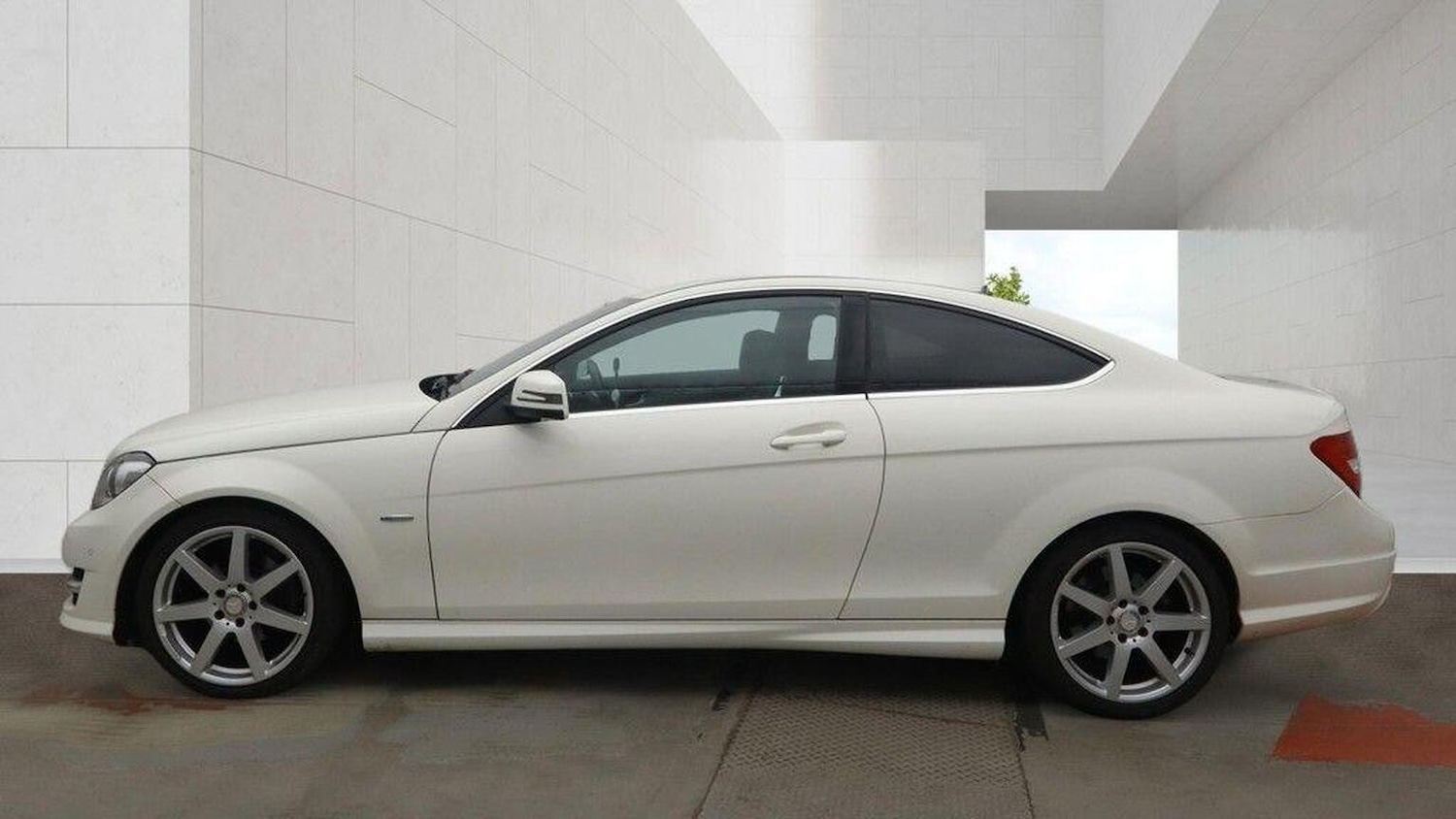 Used Mercedes-Benz C Class 2011 for sale - 78060507: Photo 6