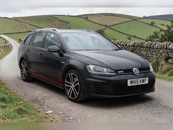 Used Volkswagen Golf 2015 for sale - 77830091: Photo